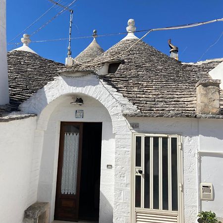 A Due Passi Dal Centro - Trullo Apartment Alberobello Exterior foto
